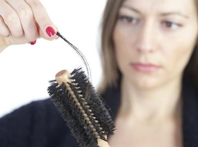 头发大把大把的掉！一检查居然是因为头发护理产品